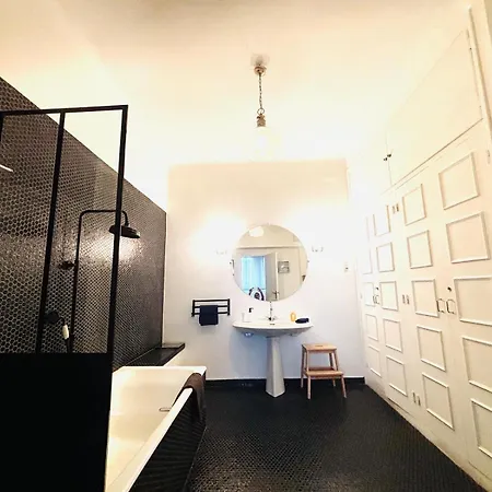 Iena 4 Etoiles - Centre Περπινιάν